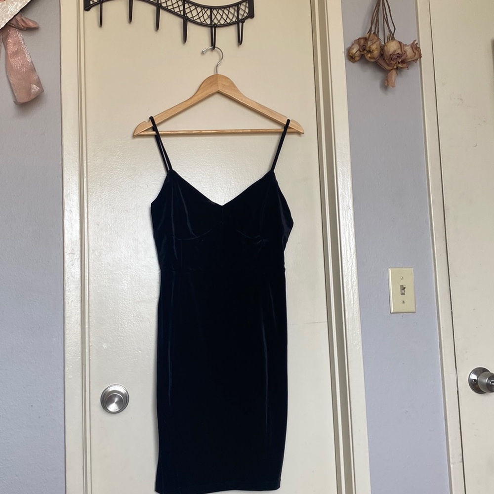 Black Velvet Mini